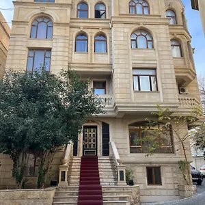 phoenix-baku.aboutbakuhotels.com/